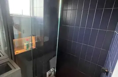 Apartamento mobiliado com 2 dormitórios sendo 1 suíte e 2 vagas de garagem na praia brava - itajaí