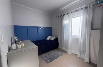 Casa com 3 dormitórios sendo 1 suíte e vaga coberta para 2 carros em itajaí