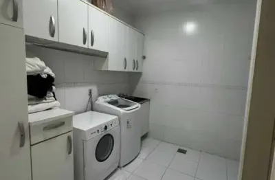 Casa alto padrão com edícula nos fundos 4 dormitórios sendo 2 suítes 4 vagas no fiuza lima em itajaí