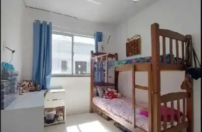 Apartamento mobiliado com 2 dormitórios e 1 vaga em condomínio fechado no rio pequeno em camboriú