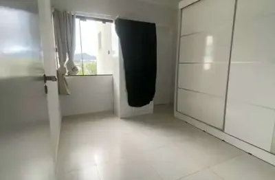 Apartamento com 2 suítes e 1 vaga de garagem no santa regina em camboriú