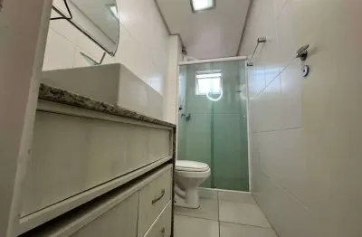 Apartamento em condomínio com 2 dormitórios sendo 1 suíte e 1 vaga de garagem em itajaí/sc