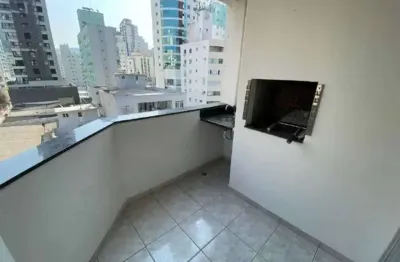 Apartamento quadra mar com 2 dormitórios e 1 vaga de garagem - avenida brasil balneário camboriú/sc