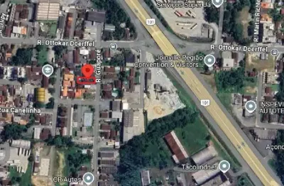 Casa com 2 dormitórios e amplo terreno de 765 m² no bairro são marcos em joinville/sc