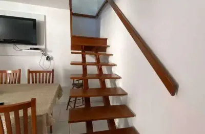 Casa alvenaria com 2 dormitórios e 1 vaga de garagem no bairro itoupavazinha em blumenau
