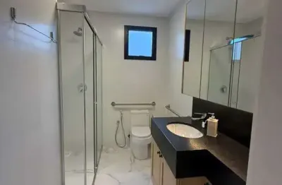 Apartamento com 1 dormitório e 1 vaga de garagem em meia praia - itapema/sc