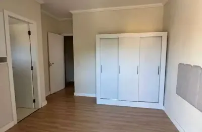 Geminado com 2 suítes sendo 1 com sacada e 1 vaga de garagem em petrópolis - joinville/sc