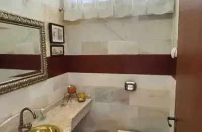Casa alto padrão 1 suíte + 2 demi-suítes e 2 vagas de garagem - saguaçu | joinville/sc
