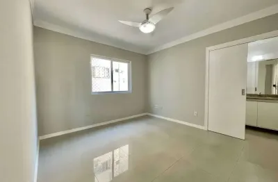Apartamento com 1 suíte + 2 demi e 2 vagas de garagem em balneário camboriú/sc