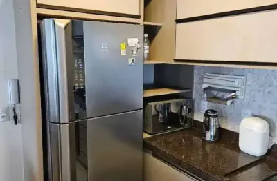 Apartamento frente mar com 3 dormitórios sendo 1 suíte e 1 vaga de garagem no centro de itapema