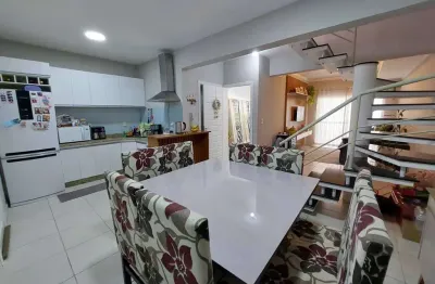 Casa geminada com 3 dormitórios sendo 1 suíte no bairro pirabeiraba em joinville
