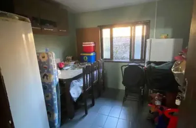 Casa com 4 dormitórios sendo 1 suíte e 4 vagas de garagem em jarivatuba | joinville/sc