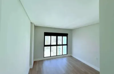 Apartamento sem mobilia com 4 dormitórios sendo 4 suítes e 4 vagas de garagem em balneário camboriú