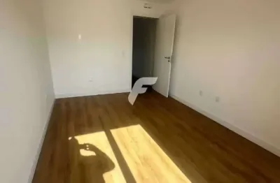 Casa com 3 dormitórios sendo 1 suíte e 2 vagas de garagem - campeche, florianópolis/sc