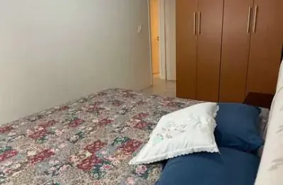 Apartamento com 2 dormitórios sendo 1 suíte e 1 vaga de garagem em balneário camboriú/sc
