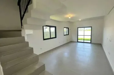 Casa com 3 dormitórios sendo 1 suíte e 1 vaga de garagem - campeche, florianópolis/sc