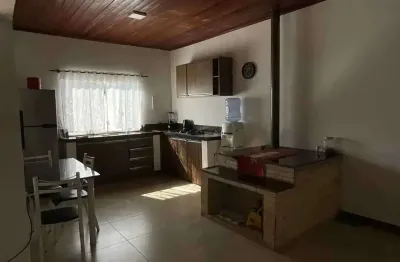 Chácara com 940m² com casa de 2 dormitórios e 3 vagas - bairro sertão do trombudo/sc
