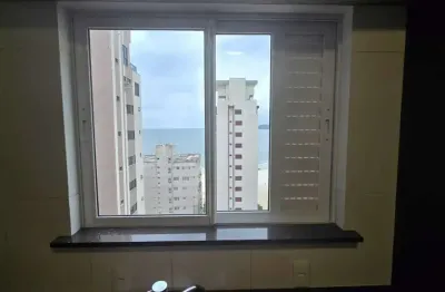 Aparta quadra mar 3 suítes sendo 1 com sacada e vista para o mar e 2 vagas, balneário camboriú/sc