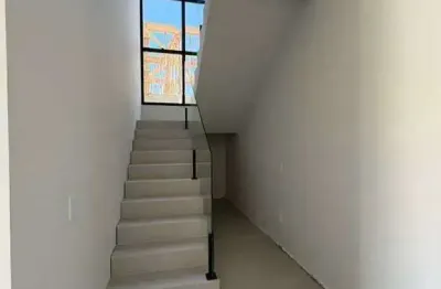 Casa alto padrão em condomínio com 4 suítes e 4 vagas de garagem em camboriú/sc