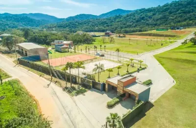 Terreno com 600m² em condomínio residencial alto padrão - camboriú/sc