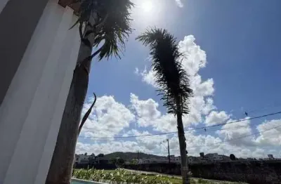 Casa alto padrão em condomínio fechado, 4 suítes sendo 1 master e 4 vagas, em camboriú/sc