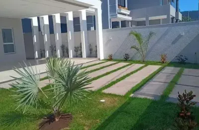 Sobrado com 3 suítes com sacadas e 2 vagas descobertas em ingleses do rio vermelho, florianópolis/sc