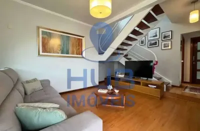 Casa com 3 dormitórios sendo 1 suíte e 2 vagas de garagem no Bairro São João – Itajaí/SC