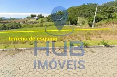 Terreno com 450,00m² em rua areias de baixo em governador celso ramos/sc