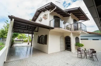 Casa com 3 quartos à venda em Morrinhos, Bombinhas 