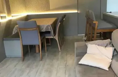 Apartamento mobiliado de 2 quartos no centro de camboriú/sc