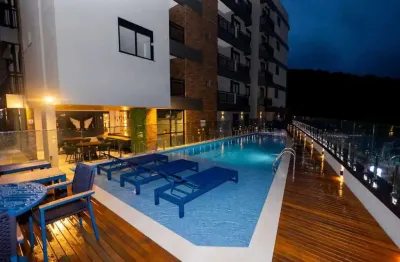 Apartamento com 2 suítes e 1 vaga de garagem na praia dos amores em balneário camboriú