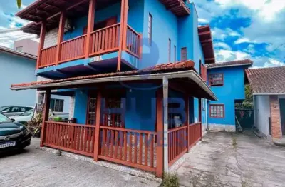 Casa com 3 quartos para alugar no João Paulo, Florianópolis 