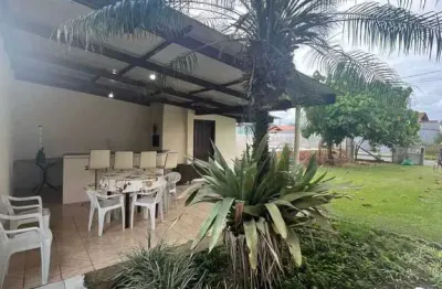 Casa com 4 dormitórios e 5 vagas de garagem em são francisco do sul/sc