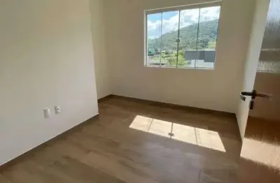 Apartamento com 2 dormitórios sendo 1 suíte e 1 vaga de garagem em palhoça/sc