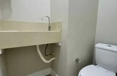 Apartamento com 3 dormitórios sendo 3 suítes e 2 vagas de garagem em Balneário Camboriú/SC