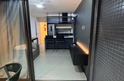 Lindo apartamento 02 suites, novissimo, barra ,02 garagens .
