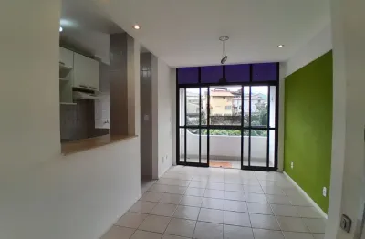 Apartamento sem mobilia 01 quarto, rio vermelho, 01 garagem.