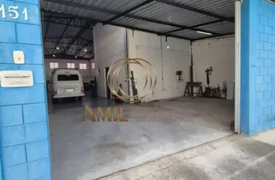 Aluguel de galpão comercial com 285m² em são josé dos campos-sp, parque santos dumont: 2 salas, 2 banheiros, 4 vagas de garagem.