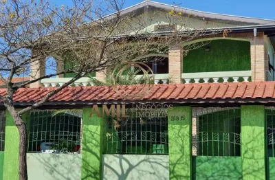 Casa / jardim altos de santana / 03 dormitórios com 01 suíte / 236m²/ são josé dos campos
