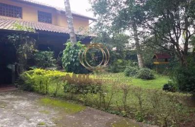 Casa / condomínio chácaras são josé / jardim uirá / 02 dormitórios / 01 suíte1 / 1.200 m² terreno / 300 m² área construida/ são josé dos campos.