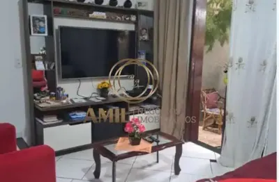 Casa /bosque dos ipes/ 02 dormitórios  / são josé dos campos