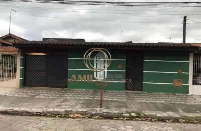 Casa no jardim maristela/ 04 dormitórios / 2 suítes / 280m²/ caraguatatuba