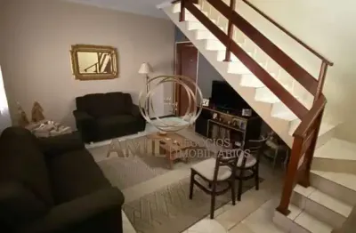Casa sobrado / jardim portugal / com edícula / 140m² são josé dos campos.