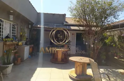 Casa com 3 quartos à venda no Jardim Marieta, Taubaté 
