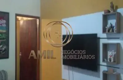 Casa / 03 dormitórios /jardim bela vista / 250 m² de terreno / 210m² de área construída/jacareí