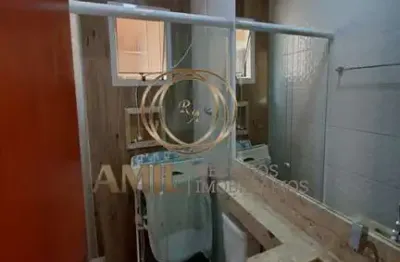Casa / 02 dormitórios / loteamento villa branca / 140 m² de terreno / 94 m² de área construída jacareí
