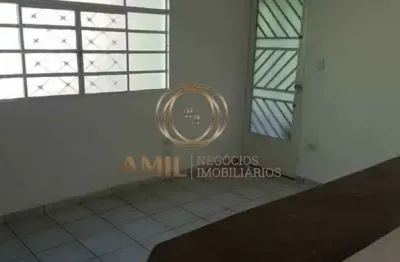 Casa / 02 dormitórios / jardim santa marina / 175 m² de terreno / 116 m² de área construída jacareí