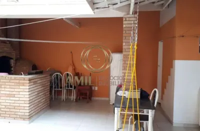 Casa sobrado/ zona sul/ 169m² ac/ 186m² at/ são josé dos campos