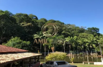 Sítio / 03 dormitórios / estrada recanto dos pássaros / 121.000m² / jacareí