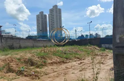 Terreno comercial para a locação no parque industrial